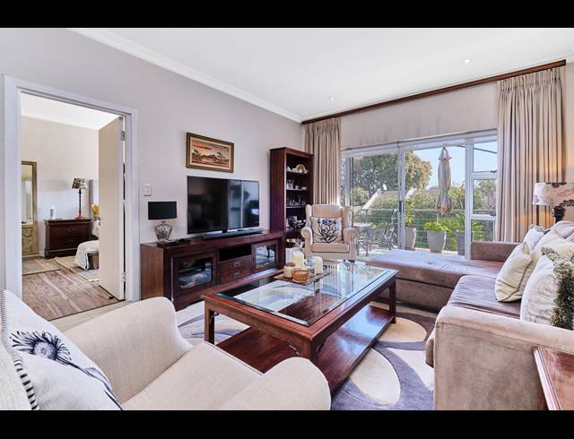2 BEDROOM APARTMENT RENTED IN CRAIGHALL